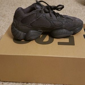 Yeezy 500 blck //SOLD